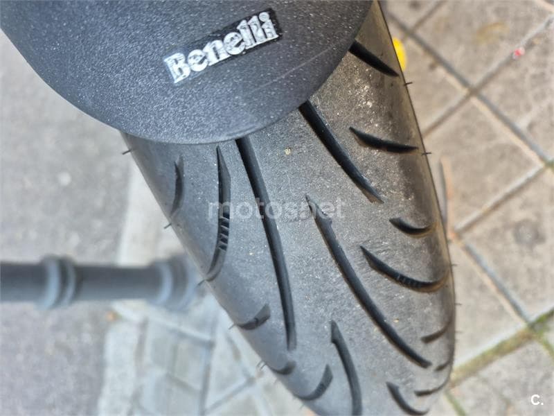 Benelli TRK 502 – Vista 6