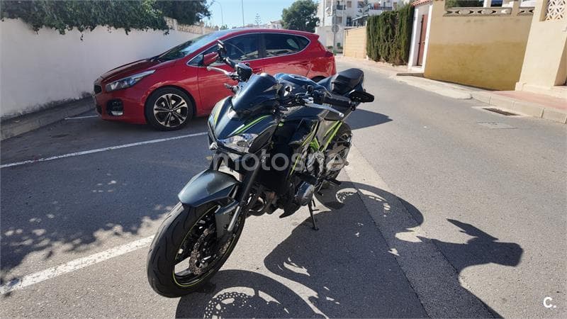 Kawasaki Z 900 – Vista 6