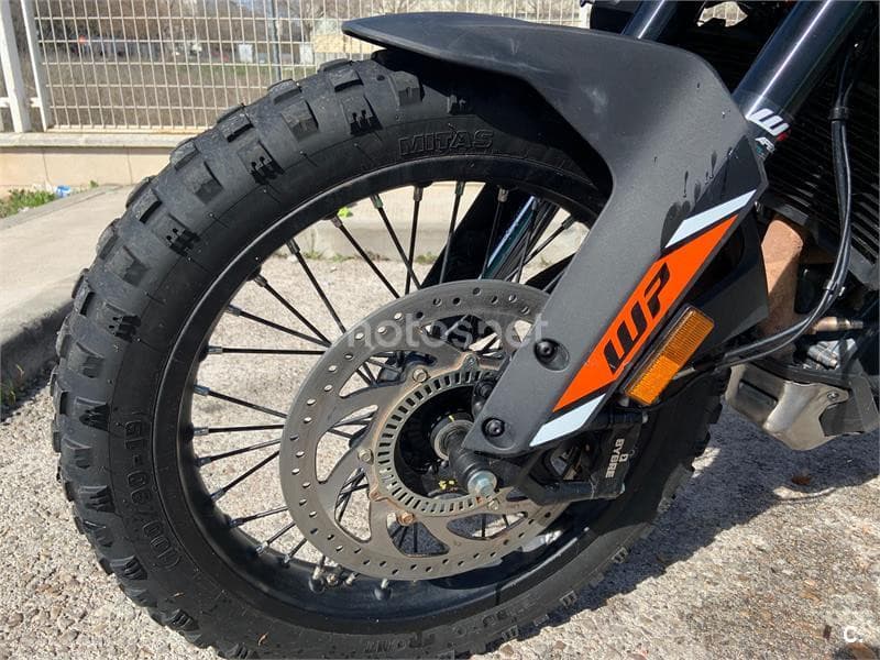 KTM 390 – Vista 7