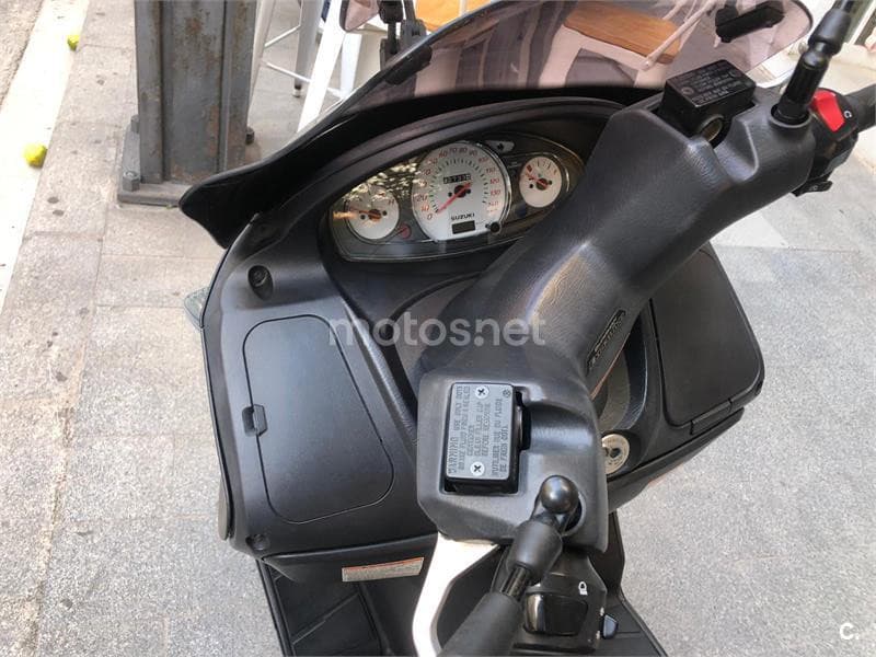 Suzuki BURGMAN 125 Executive 1925 € 2013 Valencia - 2