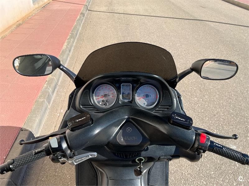 Yamaha TMAX 500 – Vista 3