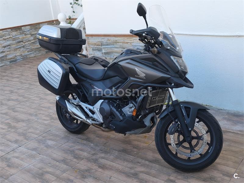 Honda NC 750 – Vista 3