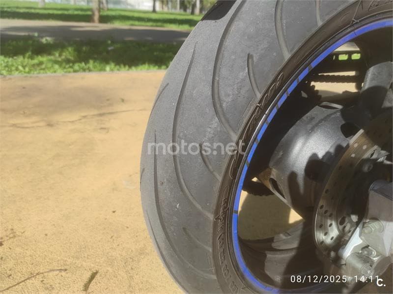 Yamaha FZS 600 Fazer 2200 € 2002 Sevilla - 11