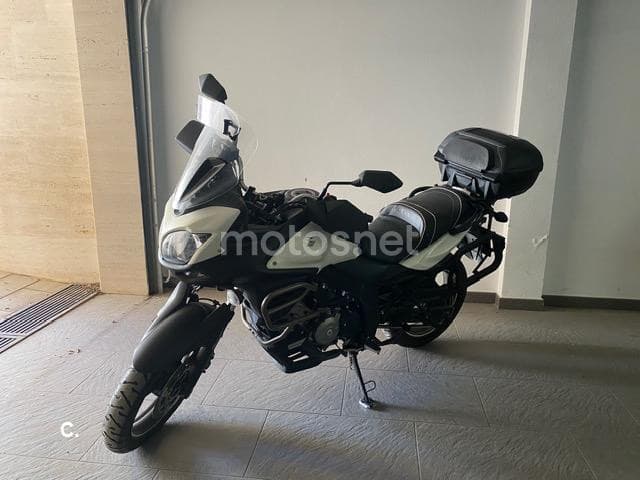 Suzuki V-Strom 650 ABS – Vista 1