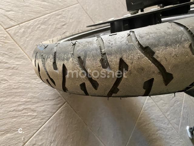 Suzuki V-Strom 650 ABS – Vista 11