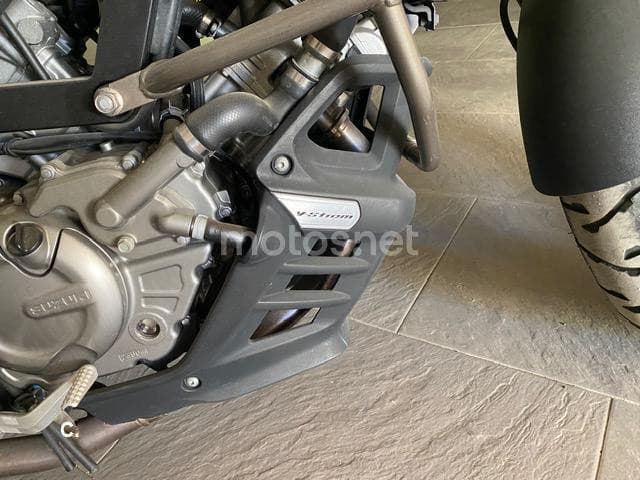 Suzuki V-Strom 650 ABS – Vista 14