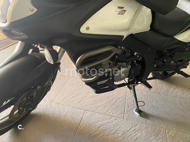 Suzuki V-Strom 650 ABS – Vista 3