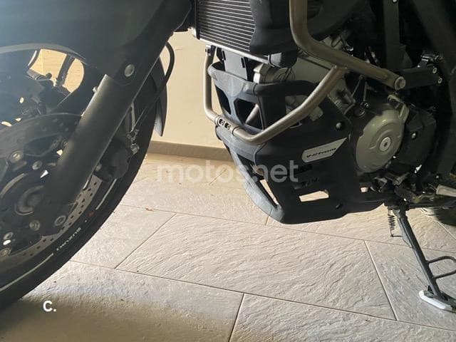 Suzuki V-Strom 650 ABS – Vista 4