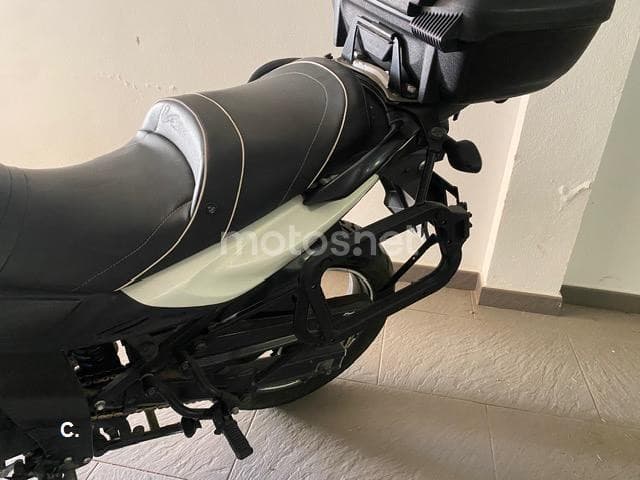 Suzuki V-Strom 650 ABS – Vista 5