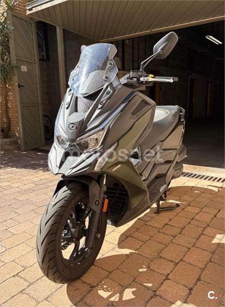 Kymco DTX 125 – Vista 2