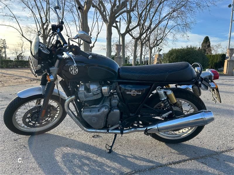 Royal Enfield Interceptor 650 – Vista 7