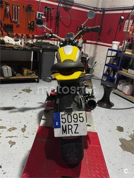 Ducati Scrambler – Vista 4