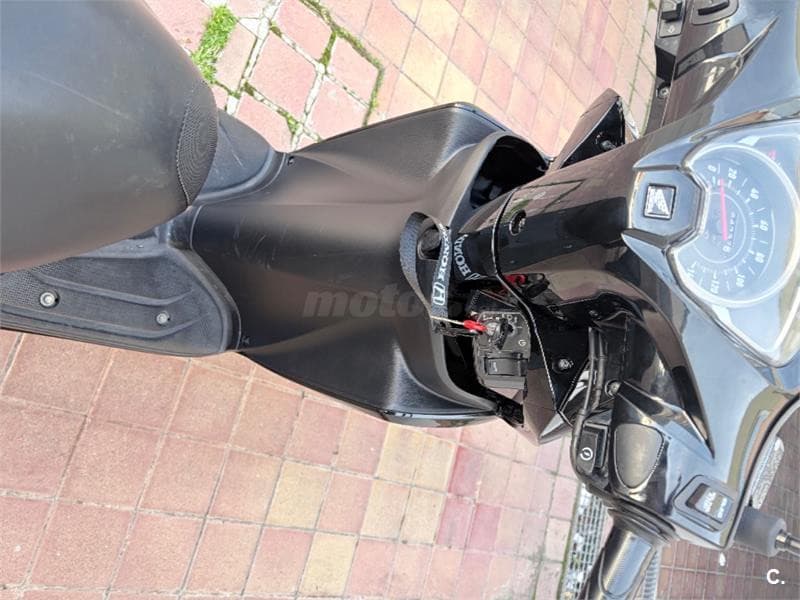 Honda Vision – Vista 2