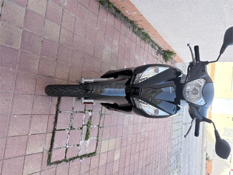 Honda Vision – Vista 8