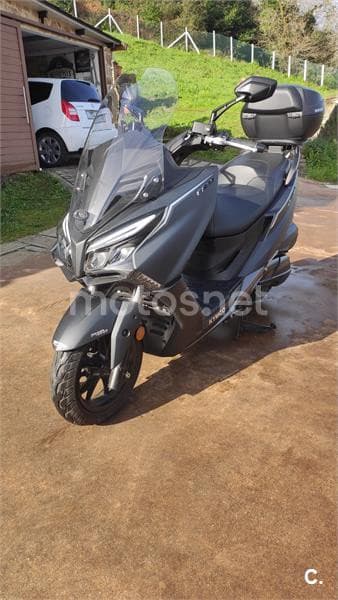 Kymco X-Town CT 300 – Vista 3