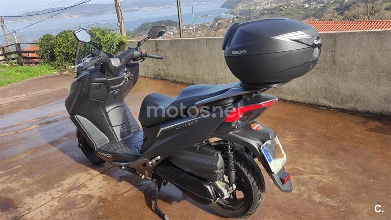 Kymco X-Town CT 300 – Vista 10