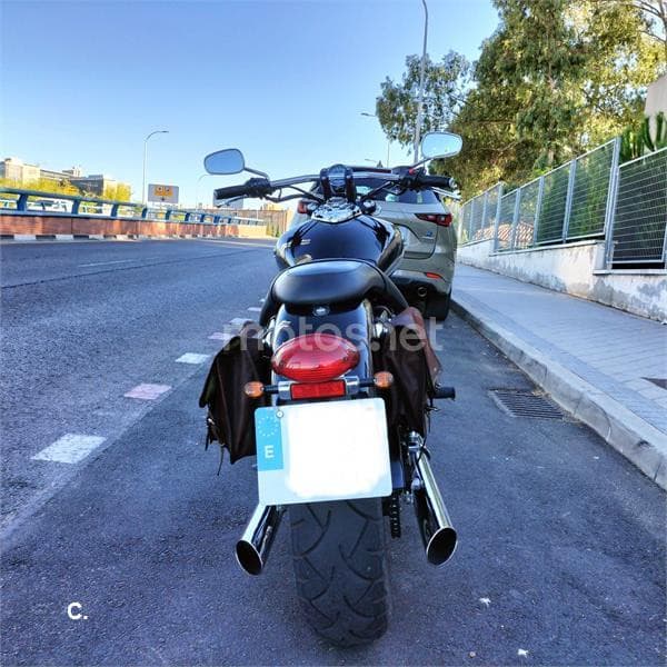 Triumph Speedmaster 900 – Vista 4