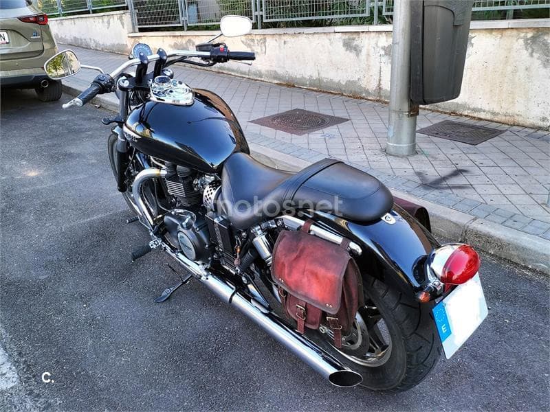 Triumph Speedmaster 900 – Vista 5