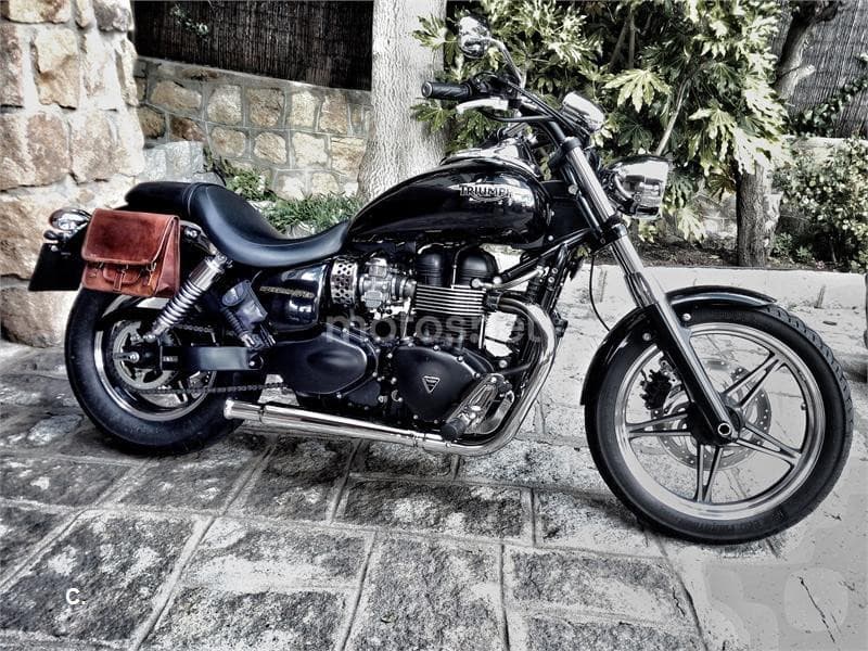 Triumph Speedmaster 900 – Vista 6