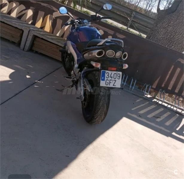 Suzuki GSR 600 – Vista 2