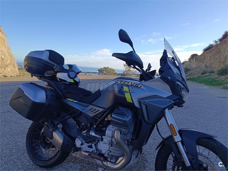 Moto Guzzi Stelvio – Vista 1