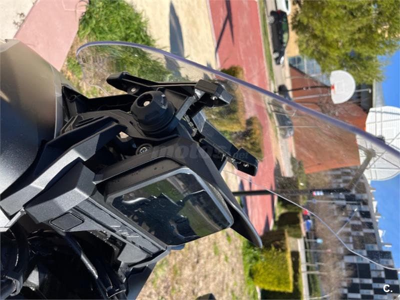 Honda ADV 350 – Vista 4