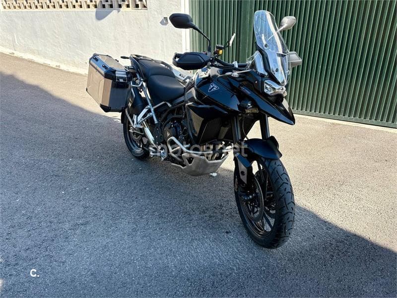 Triumph Tiger 900 – Vista 1