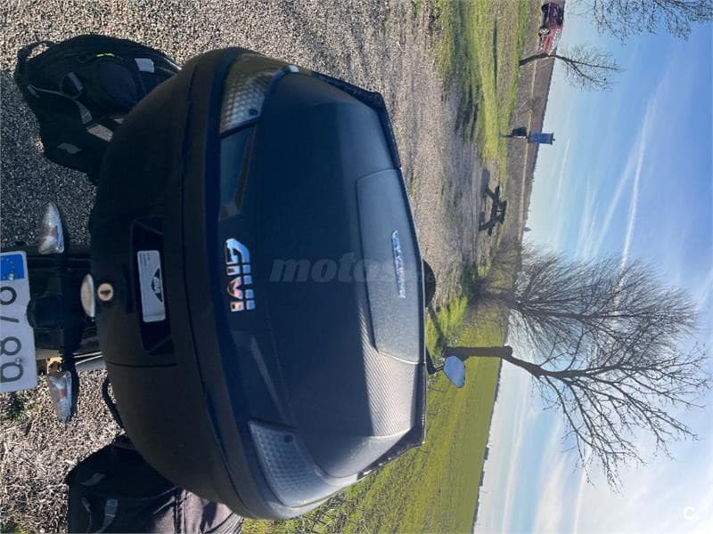 Triumph Street Triple R – Vista 14