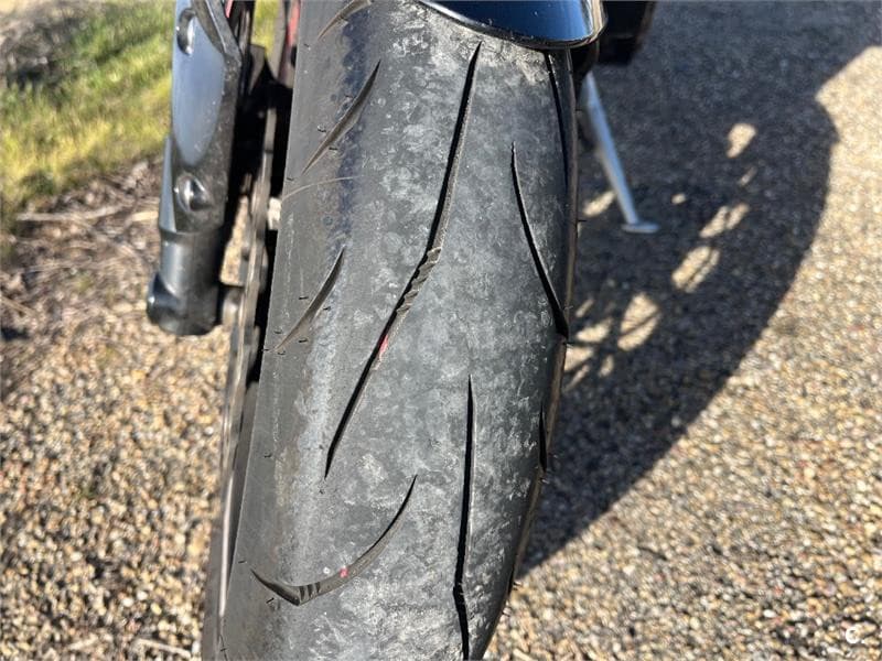 Triumph Street Triple R – Vista 9