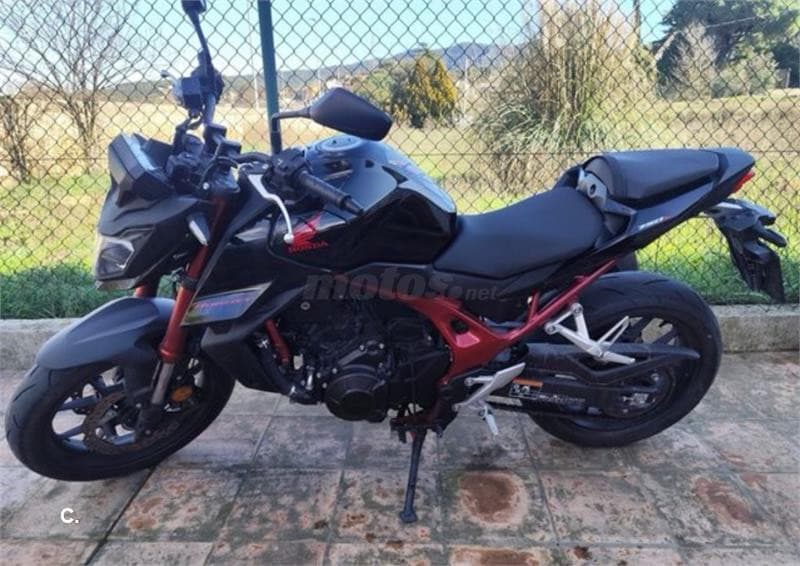 Honda CB 750 Hornet – Vista 2