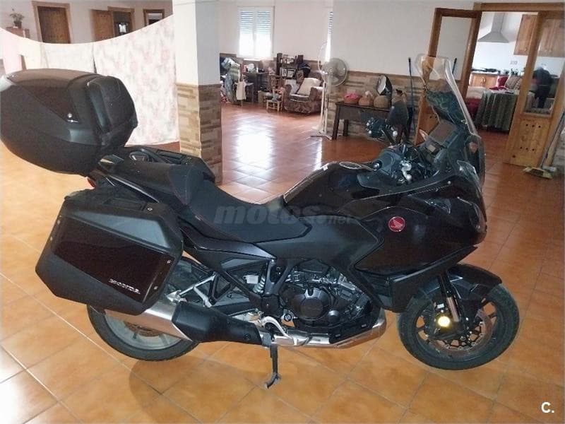 Honda NT1100 – Vista 3