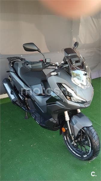 Honda ADV 350 – Vista 3