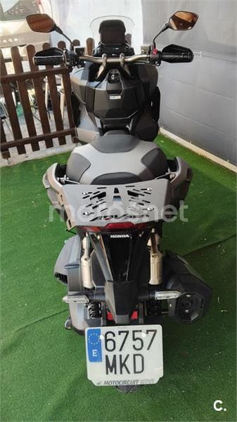 Honda ADV 350 – Vista 8