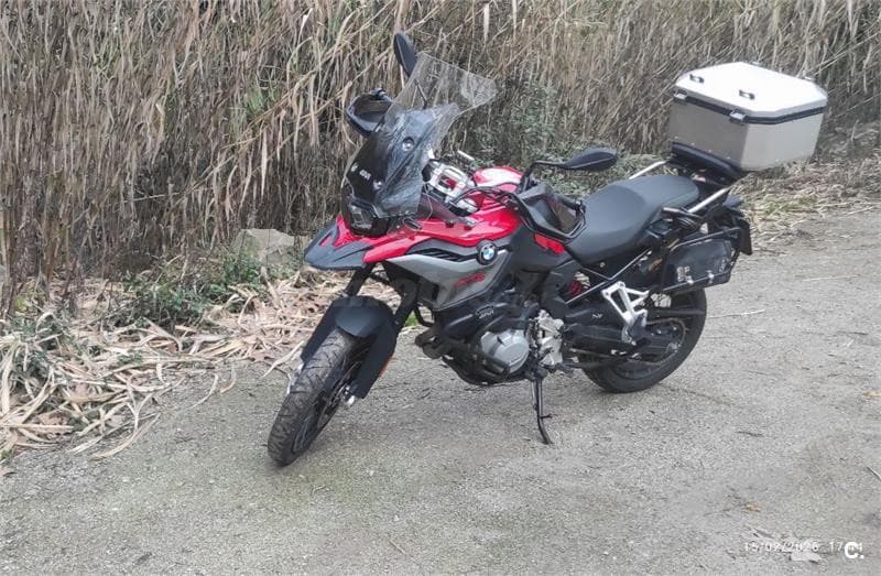 BMW F 850 – Vista 2