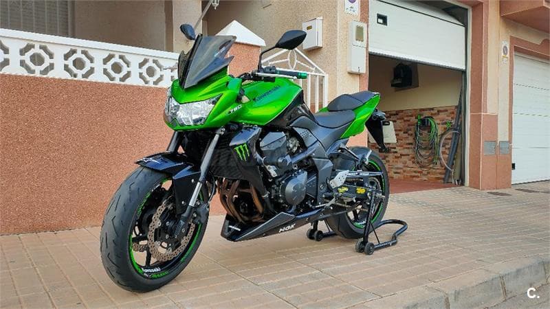 Kawasaki Z 750 – Vista 2