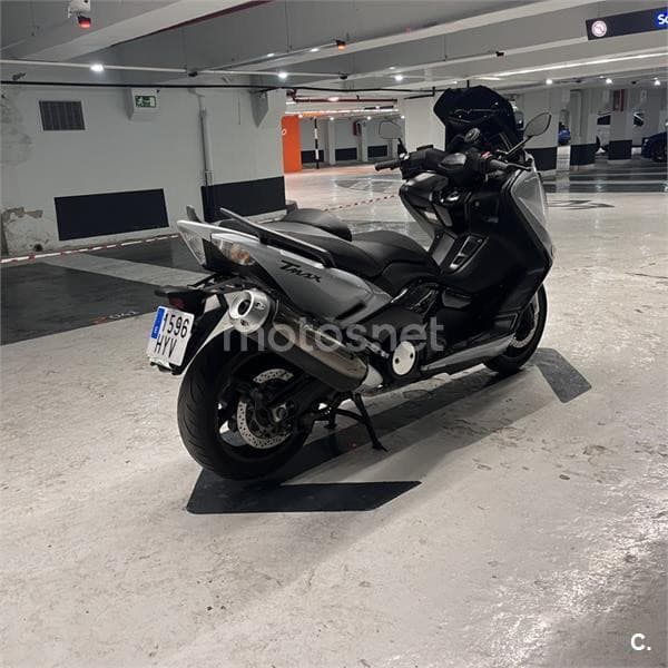 Yamaha TMAX 530 – Vista 4