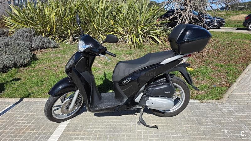 Honda SCOOPY SH125i ABS – Vista 1