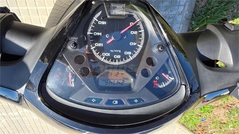 Honda SCOOPY SH125i ABS – Vista 7