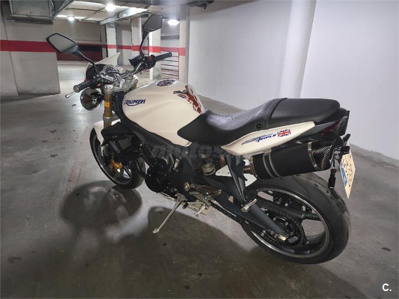 Triumph Street Triple – Vista 5