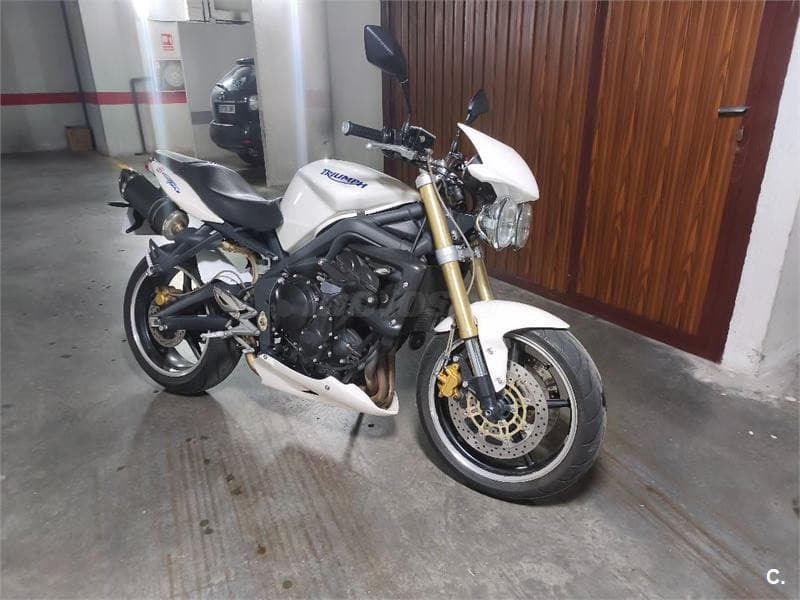 Triumph Street Triple – Vista 7