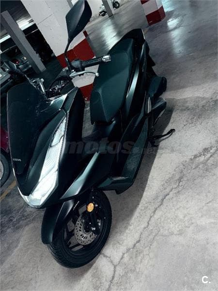 Honda PCX 125 – Vista 1