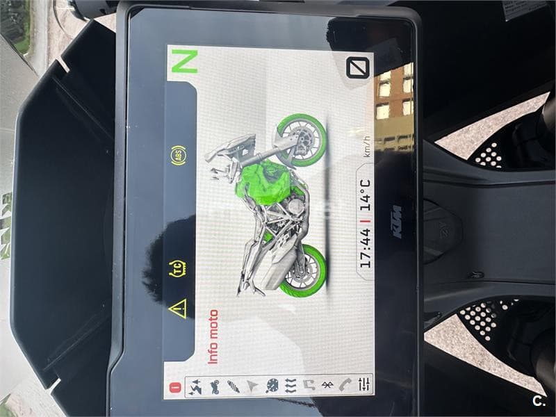 KTM 1290 Super Adventure – Vista 3