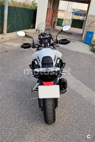 Triumph Tiger 900 – Vista 2