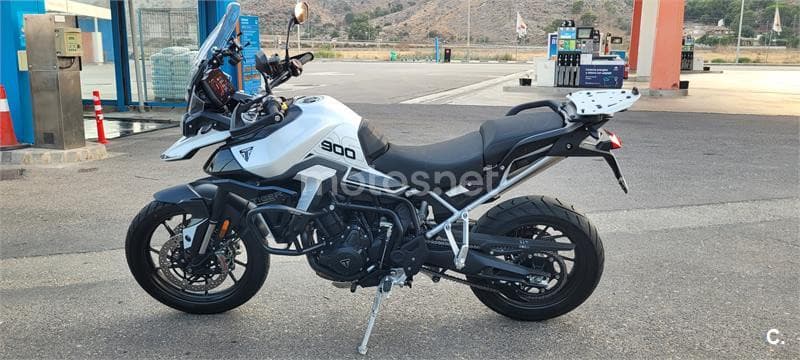 Triumph Tiger 900 – Vista 4
