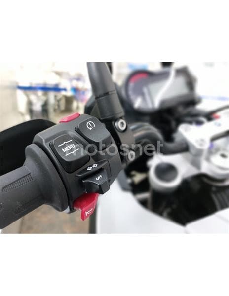 BMW F 750 – Vista 3