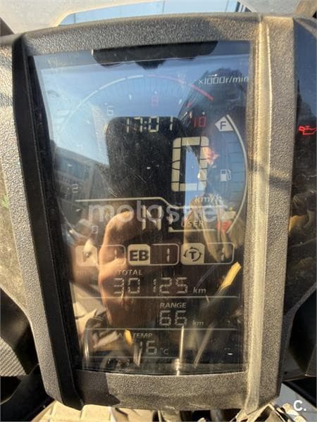 Honda CRF1000L Africa Twin – Vista 3