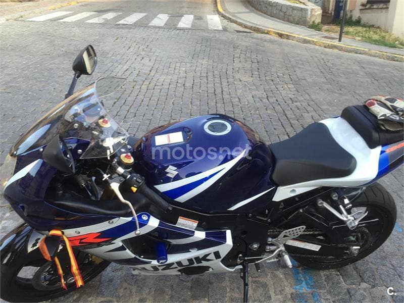 Suzuki GSX R1000 – Vista 9