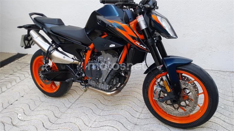 KTM 890 – Vista 6