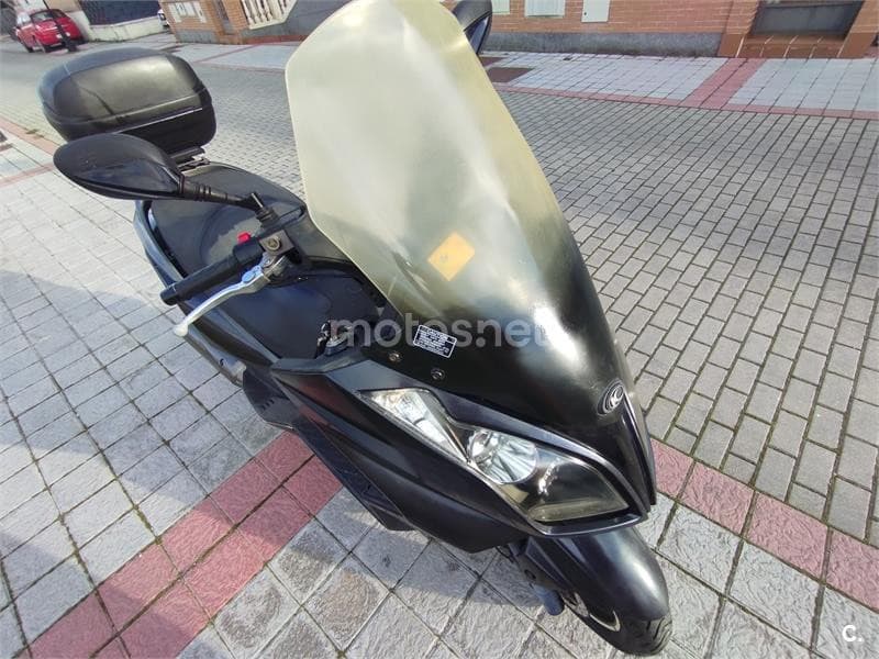 Kymco Super Dink 125i – Vista 4