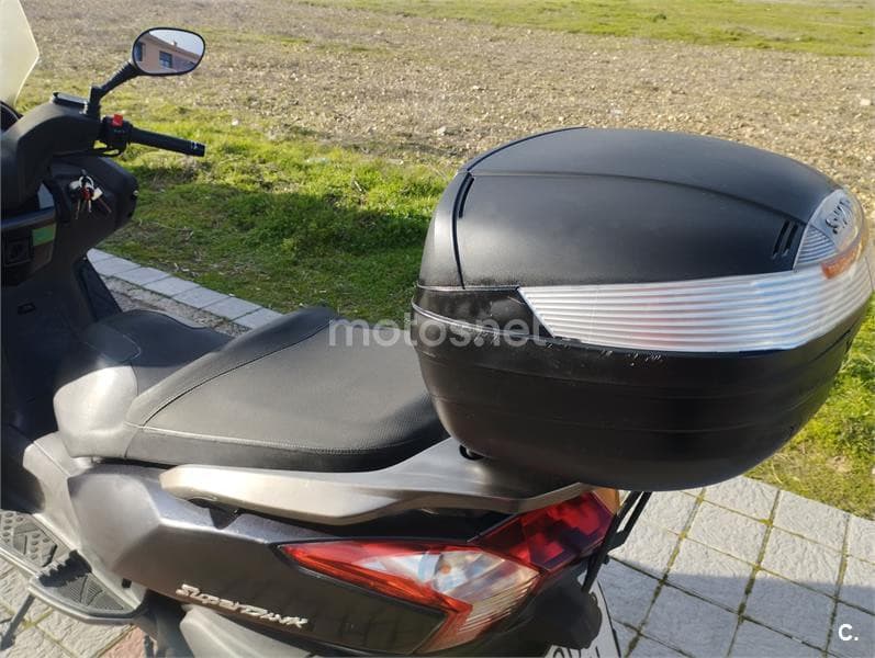 Kymco Super Dink 125i – Vista 7